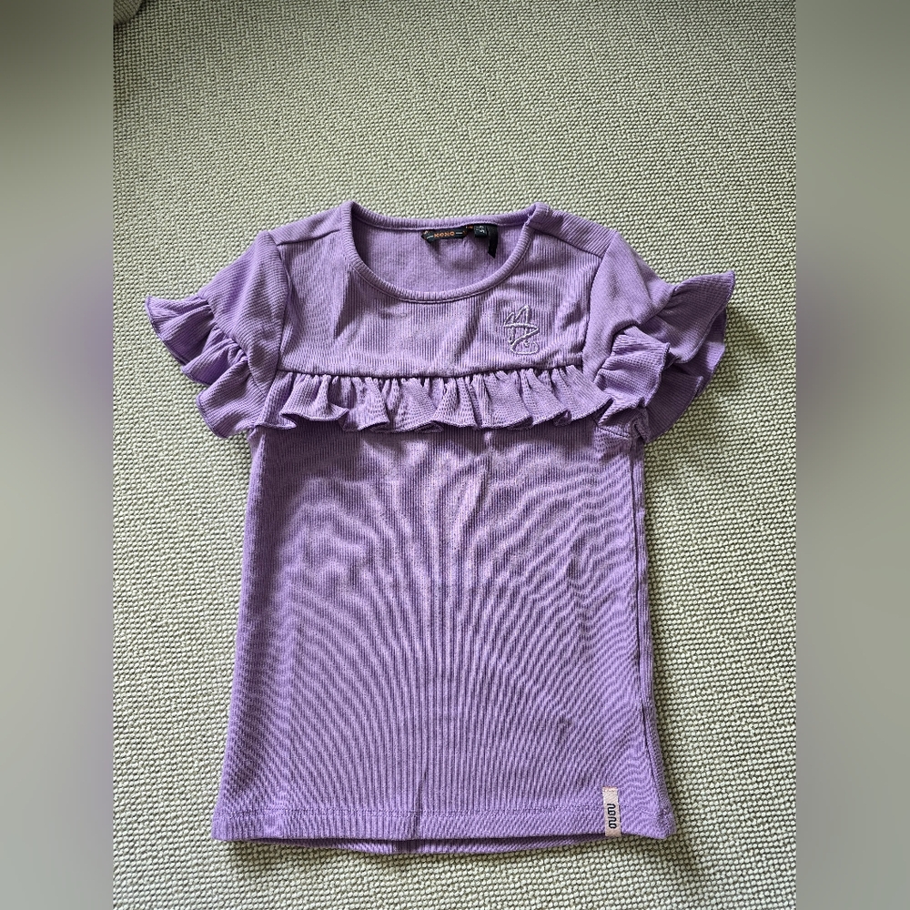 NONO girls size 4/5 purple short sleeve t shirt